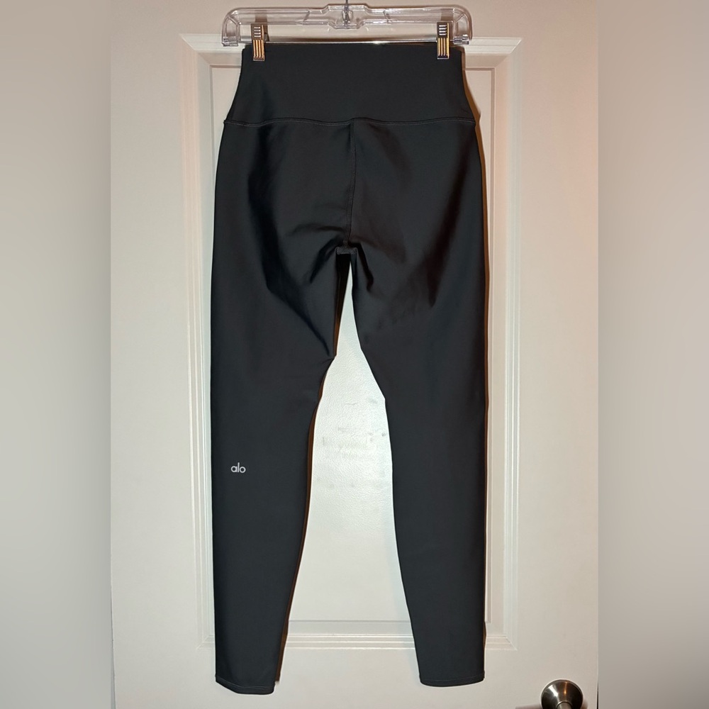 ALO Yoga | Full Length High-Waist Airlift Leggings in Anthracite Grey Size Large - Picture 5 of 6